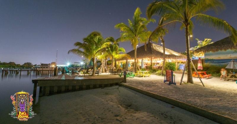 Tiki Huts Lee County
